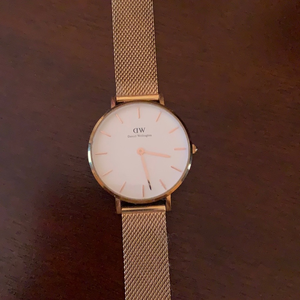 Daniel Wellington rose gold bracelet watch